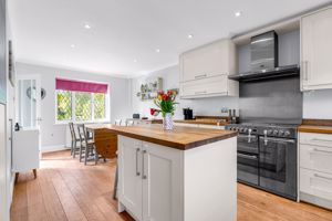 Photo 19- click for photo gallery